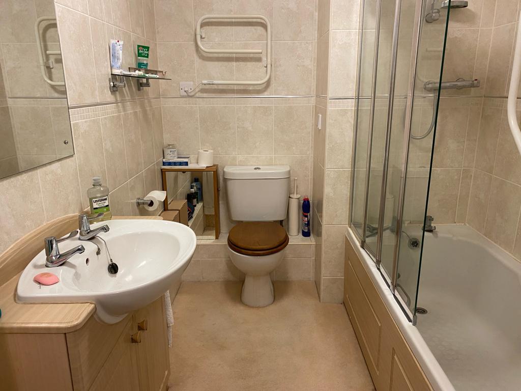 Pantygwydr Court, Uplands, Swansea, SA2 0AW